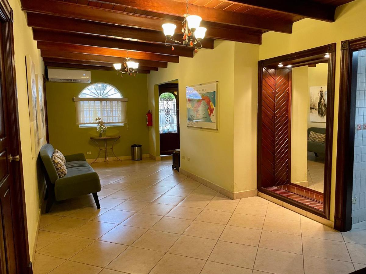Sofia'S B&B Hostal Boutique Panama City Luaran gambar